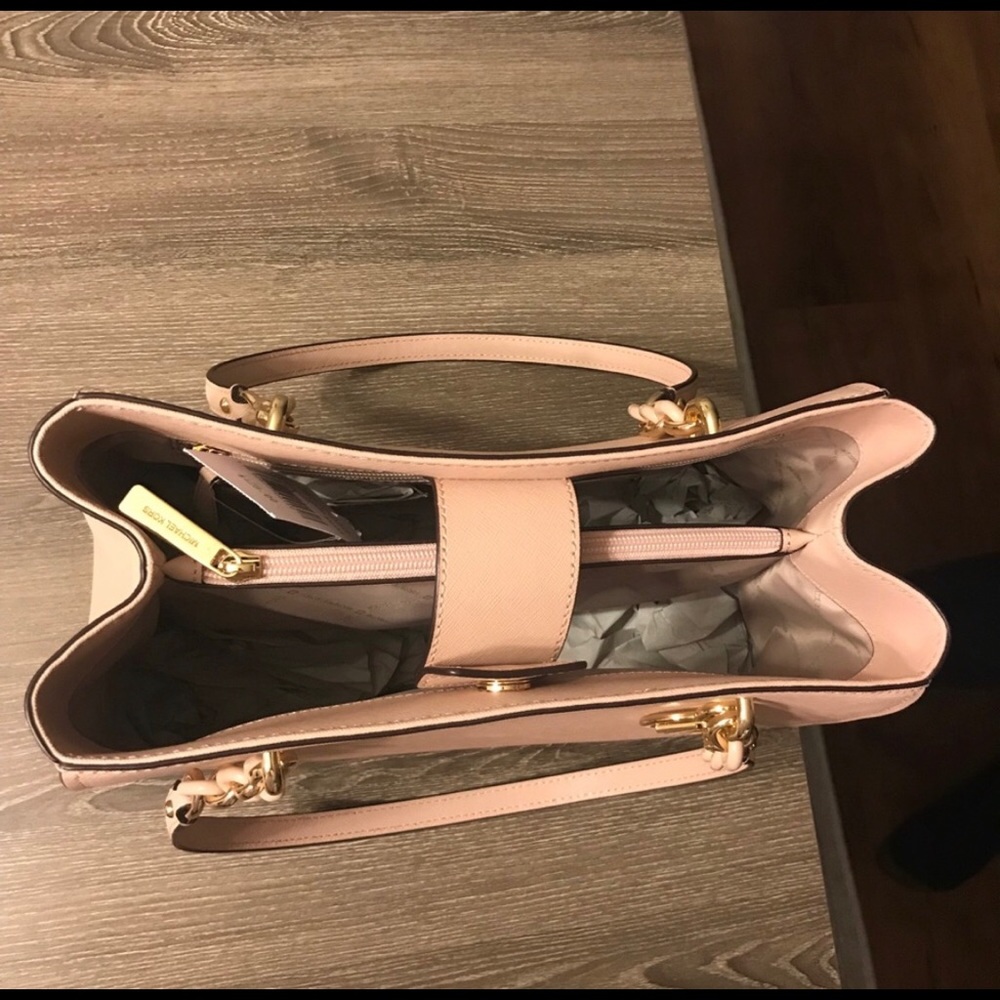 Michael Kors Sofia Large Saffiano Leather Tote - Picture 2 of 6